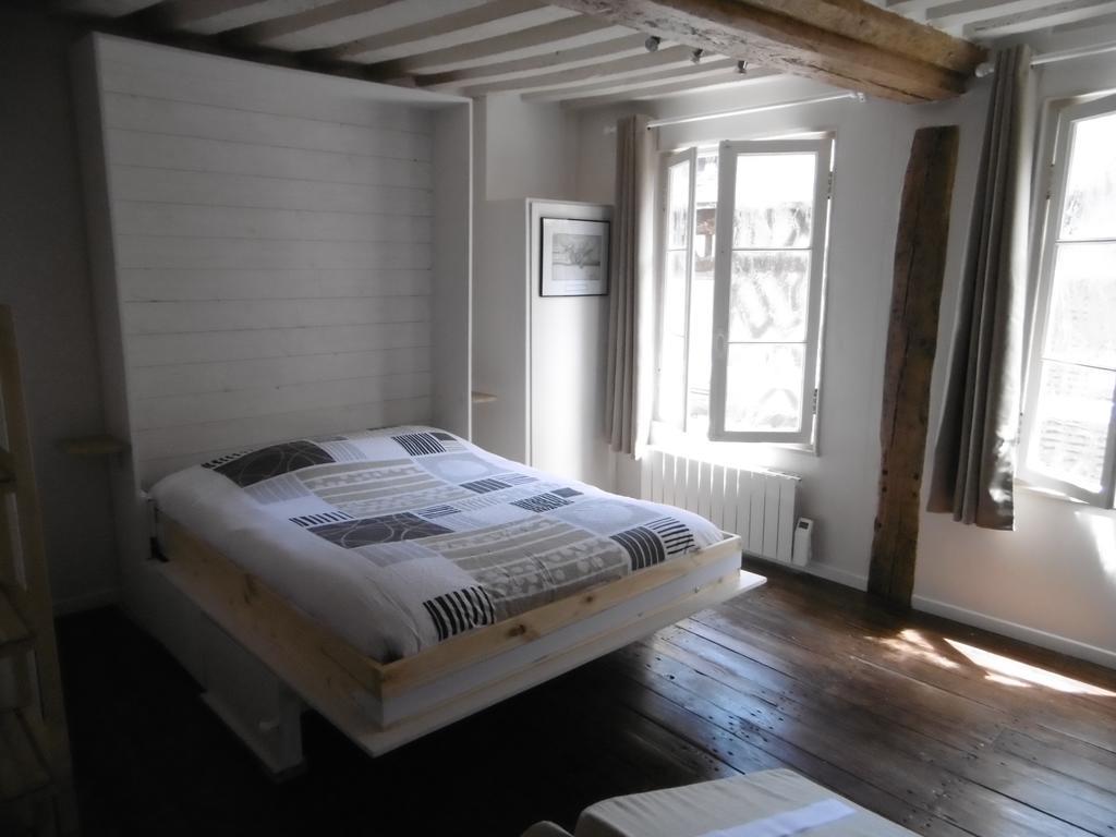 Le Clocher Sainte Catherine Apartment Honfleur Room photo