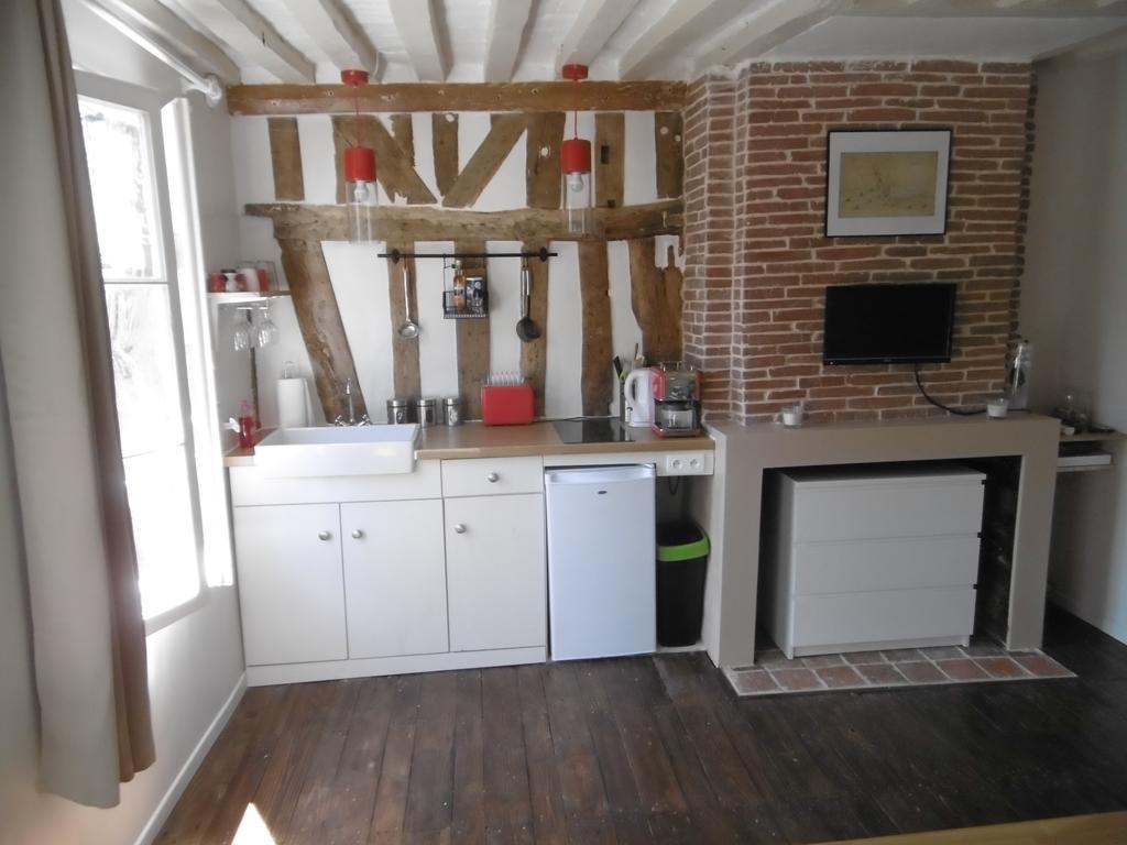 Le Clocher Sainte Catherine Apartment Honfleur Room photo